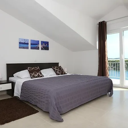 Apartments Dado Trogir Pokoj fotografie