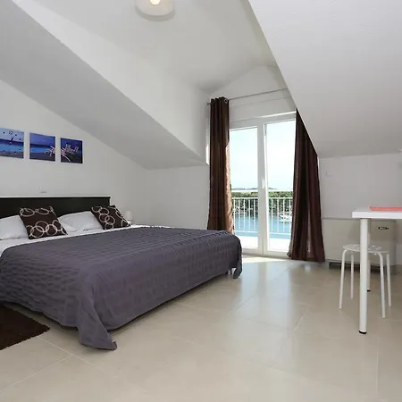 Apartments Dado Trogir Pokoj fotografie