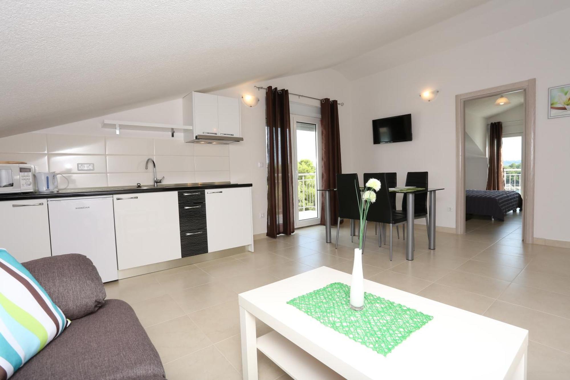 Apartment Dado *