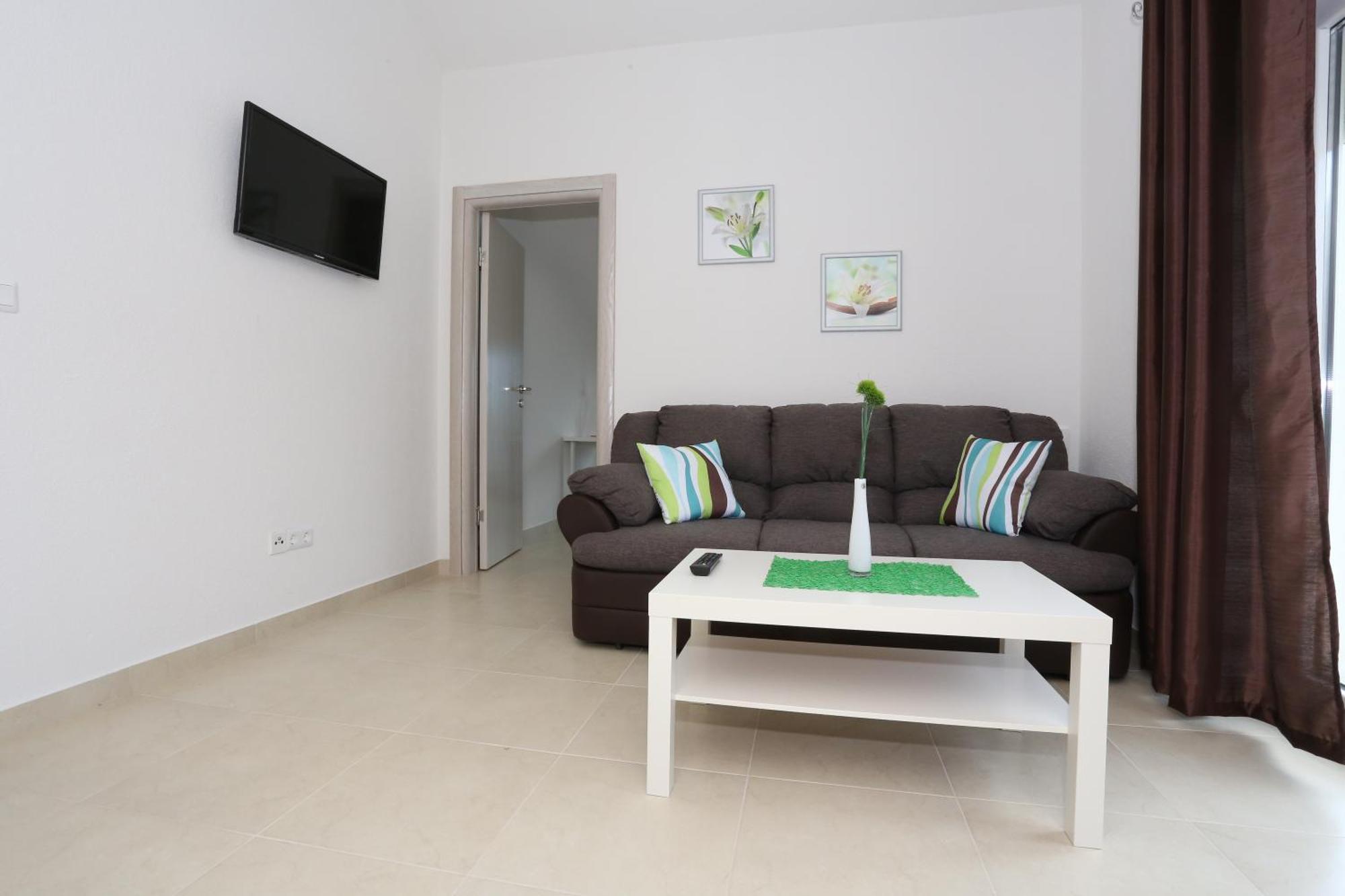 Dado Apartment *