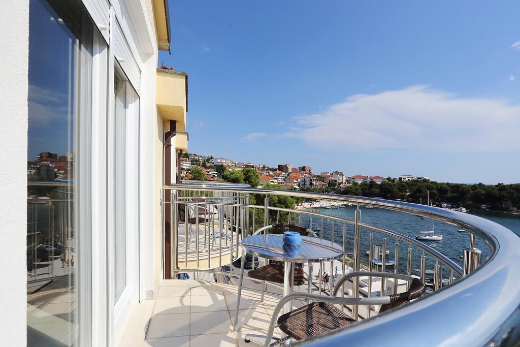 Dado Apartment